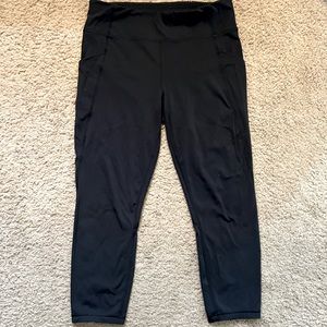 Cropped lulu lemons leggings